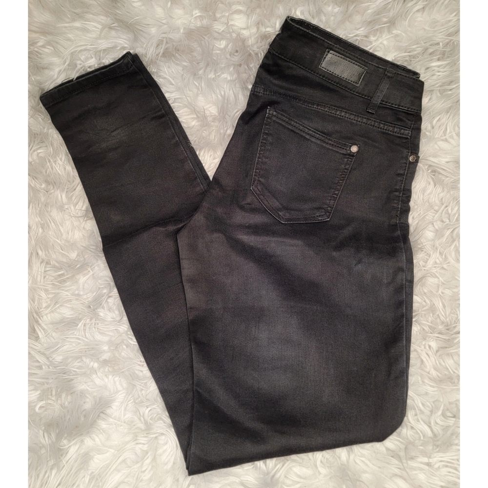 CELEBRITY Pink skinny jeans